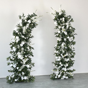 Arche de fleurs artificielles en soie de haute qualité, couleurs mélangées, avec support, pour décoration d'événements romantiques et de mariages, en vente - Product Image 2
