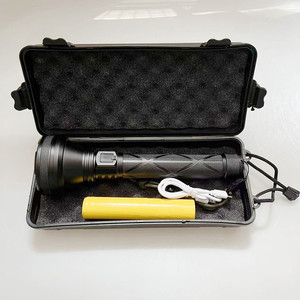 Ánh Sáng Mạnh Mẽ Ngoài Trời Dài Phạm Vi Cao Lumens Linterna Đèn Lồng Khẩn Cấp Có Thể Sạc Lại T40 LED Torch Ánh Sáng Đèn Pin Chiến Thuật - Product Image 4