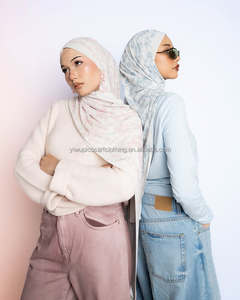 Scialle Bandana personalizzata sciai grossisti donna musulmana scialle modale stampa <span class=keywords><strong>Hijab</strong></span> <span class=keywords><strong>moda</strong></span> <span class=keywords><strong>Hijab</strong></span> bandane etniche sciarpe alla <span class=keywords><strong>moda</strong></span> musulmana - Product Image 4