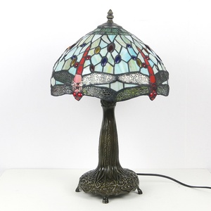 Lámpara de Mesa Estilo Tiffany Victoriana LongHuiJing de 1 Luz con Pantalla de Vidrio con Diseño de Libélula - Product Image 5