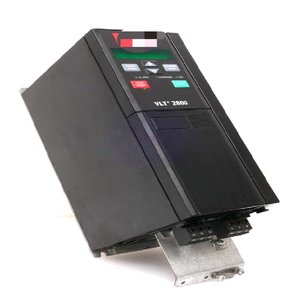 PLC VLT 2800 Frequentieregelaar 195N1055 VLT2822PT4B20STR1DBF10A00C0 Programmeercontroller - Product Image 1