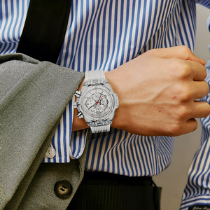 Montres pour hommes en silicone sportives, OEM, nouvelle mode, boîtier en plastique transparent, mouvement à quartz multifonction, lumineuses - Product Image 5