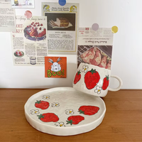Ensemble tasse et soucoupe en porcelaine céramique peinte à la main, style rétro Ins, pour le thé de l'après-midi, idéal pour cadeau et décoration intérieure.