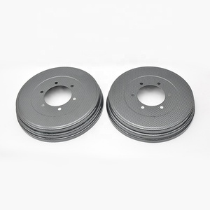 Accessoires de voiture 4x4 Universel 6x139.7 Roue arrière Cosmis Cache tambour de frein Cache tambour en aluminium motif fibre de carbone - Product Image 1