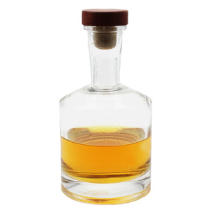 Stockage Vide 250ml Whisky Gin Tequila Liqueur Bouteille De Qualité Alimentaire Logo Personnalisé Vodka Rhum <span class=keywords><strong>Alcool</strong></span> Spiritueux Bouteille En Verre - Product Image 1