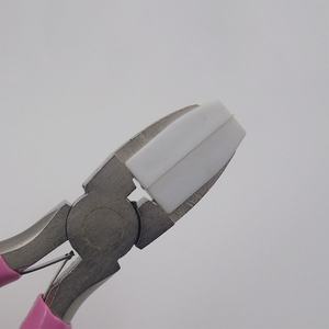 Kawat baja tahan karat menarik tang hidung datar pegangan bergerigi lembut plastik antigores merah muda DIY ODM OEM - Product Image 4