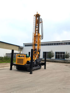 400m hydraulische waterputboorinstallatie, 10000N.m koppel, 28T hijskracht, rupsvoertuig boormachine met zware lier - Product Image 4