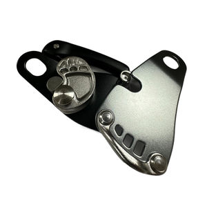 Equipo de Escalada 15kN Ascendedor Protección Anticaídas Ascendedor de Cuerda 10-13MM 7075 Descensor de Escalada - Product Image 5