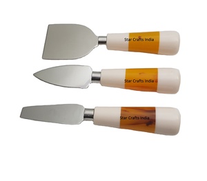 Utensilios para queso de forma cilíndrica Mango creativo hecho de resina y acero inoxidable con juego de cuchillos para queso chapados en plata de SCI - Product Image 6