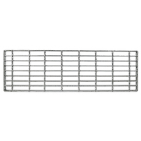 Fabricant chinois Henan Xinge : Grille en acier antidérapante de taille standard pour escalier extérieur en acier, durable et résistante.
