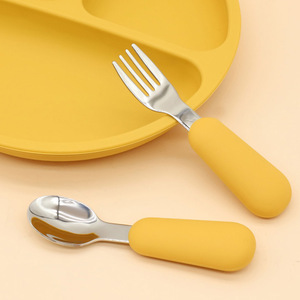 Ensemble cuillère et fourchette pour complément alimentaire pour <span class=keywords><strong>bébé</strong></span> de qualité alimentaire en gros ou vaisselle pour nouveau-né de 3 à <span class=keywords><strong>18</strong></span> <span class=keywords><strong>mois</strong></span>, apprentissage de la nourriture pour tout-petits - Product Image 4