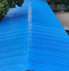 Rollo de aislamiento térmico e impermeable para reacondicionamiento de techos de acero de color - Product Image 1