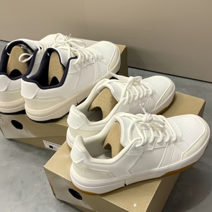 Zapatillas Deportivas de Alta Calidad para Hombre y Mujer, Zapatillas Casuales de Cuero, Planas, Estilo Deportivo, para Correr, Caminar, Estilo Cloud - Product Image 4