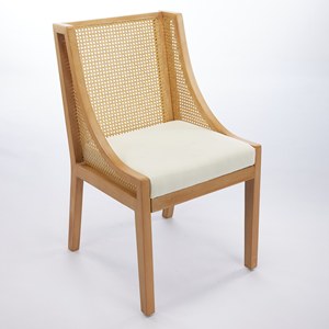 Chaise de salle à manger en rotin tressé avec structure en bois massif - Product Image 1