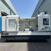 Tour CNC haute performance CK6180, machine de tournage à lit plat de précision pour le travail des métaux, avec système de contrôle CNC avancé