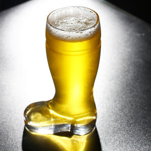 Vente en gros personnalisé Logo Rugby en forme de <span class=keywords><strong>Das</strong></span> Boot Verre à bière soufflé à la main Artisanat géant Style moderne/classique Impression personnalisée - Product Image 5