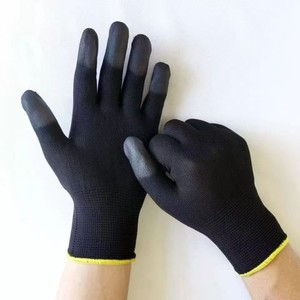 Gants de travail de sécurité en polyester noir 15G avec pointes des doigts enduites de PU, gants de haute qualité avec revêtement supérieur en PU noir - Product Image 1