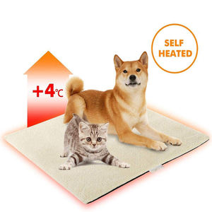 Almohadilla de autocalentamiento convertible para gatos y perros, cama de abrazos para mascotas, alfombrilla de calefacción acolchada sin electricidad para gatos, manta térmica para perros - Product Image 1