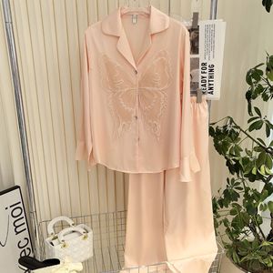 Горячая распродажа 2026: Комплект женской одежды из кружевного шелка «Бабочка» (пижама) – тонкая, свободная рубашка с длинным рукавом и длинные брюки, однотонный, большие размеры. - Product Image 1