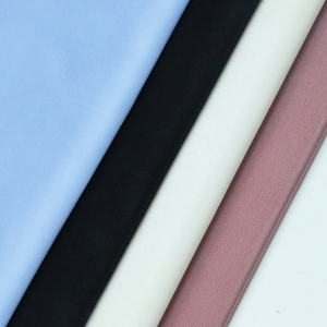 Vente en gros usine – Tissu tricoté 150 GSM 87 % polyester 13 % élasthanne, tissu doux mat pour vêtements intimes et lingerie sans couture - Product Image 5