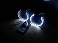 Lampu Dekorasi Mobil VAHID Hot Sale Bluetooth APP Control Auto DRL 5D Crystal Angel Eyes RGB LED Halo Ring Tahan Air