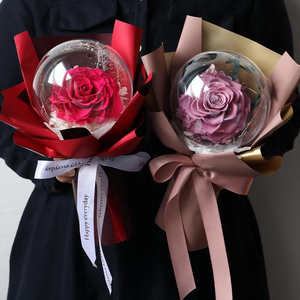 Romantico ed Elegante Portachiavi con Cuore e Fiore Conservato, Confezione <span class=keywords><strong>Regalo</strong></span> Raffinata, Idea <span class=keywords><strong>Regalo</strong></span> <span class=keywords><strong>per</strong></span> la Festa della Mamma e Natale - Product Image 3