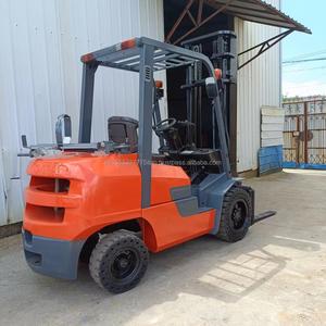 Japan FD30 2Stage Mast <b>Lifting</b> Height 4m Original Japanese Used for Diesel <b>Engine</b> Forklift 3ton 4WD Rough Terrain - Product Image 3