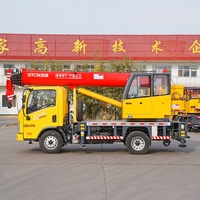 Grue télescopique hydraulique mobile mini de 5, 8 et 10 tonnes de marque chinoise renommée, montée sur camion, à vendre