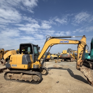 Precio de fábrica 2025: Nueva excavadora mini de orugas XE105GA de 10.5 toneladas, XE150C, XE155D, XE135D al mejor precio - Product Image 1