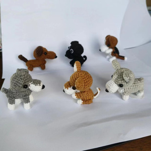 Aika - Perros de Ganchillo Hechos a Mano al por Mayor, Mini Amigurumi, Cachorros Miniatura Corgi Pug, Algodón PP, Venta al por Mayor - Product Image 4