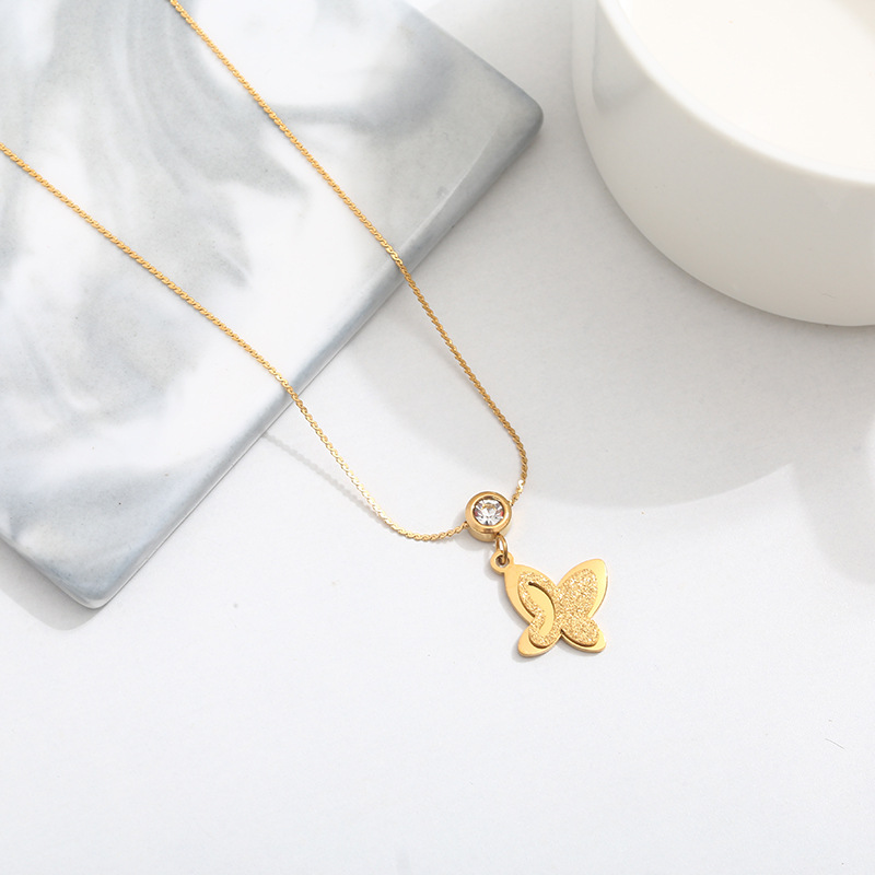 Coupe forage sable pression double papillon pendentif style 3