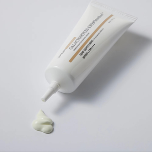 Ampolla Solar GALACTOMYCES EXOSOmethod SPF50 PA, Sérum Protector Solar Coreano para el Cuidado Facial, Hidratante, Antienvejecimiento e Iluminador para Mujeres - Product Image 1