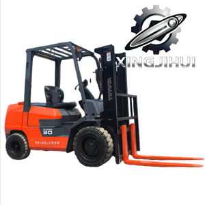 Chariot élévateur TOYOTA FDZN30 3 tonnes d'occasion, importé du Japon, moteur 1DZ-2, machine d'occasion, alimenté au carburant, avec déplaceur latéral pour conteneurs. - Product Image 1