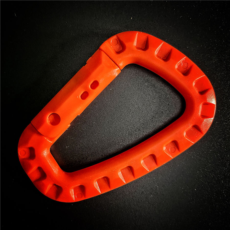 Big D buckle orange, hanging buckle