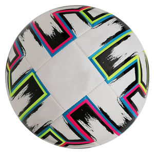 ลูกฟุตบอลเย็บด้วยเครื่องจักร ยี่ห้ออาฮีร่า สปอร์ต ดีไซน์คลาสสิก ทนทาน ผลิตจาก PU น้ำหนักเบา เป็นมิตรกับสิ่งแวดล้อม พร้อมตัวเลือกปรับแต่งสำหรับการใช้งานกลางแจ้ง - Product Image 4