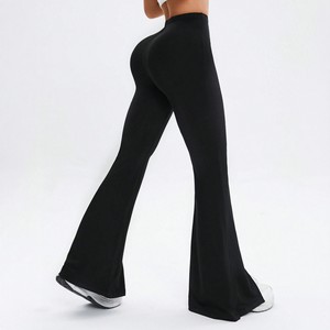 Pantalon de <span class=keywords><strong>yoga</strong></span> évasé personnalisé avec LOGO, taille haute, effet push-up, ourlet fendu, séchage rapide, respirant, pour sports de plein air et fitness - Product Image 3
