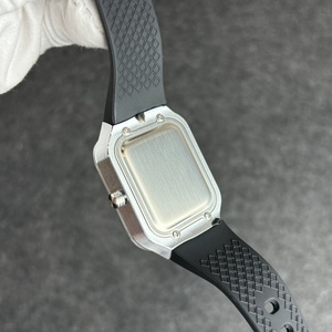 Montre à quartz carrée pour femme, design moderne et créatif, petite montre vertes en forme de cube de sucre, vente en gros - Product Image 6