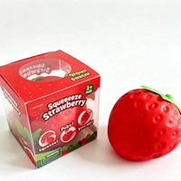 Jeu de table anti-stress de bureau, grande fraise de simulation à presser, douce, à récupération lente, pour la décompression 6