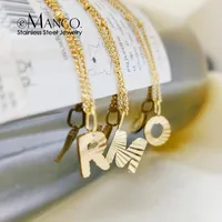 Collar con Letra Inicial Texturizada eManco, Cadena de Cuentas de Acero Inoxidable Multicolor, Regalo de Cumpleaños Personalizado con Nombre para Mujer