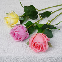 Bunga Mawar Sutra Berwarna Krem Berkualitas Tinggi dengan Batang Tunggal, Sentuhan Lembut dan Melembapkan, Bunga Buatan untuk Hari Valentine dan Pernikahan.