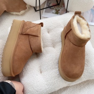 Botas de Nieve para Mujer, Diseño de Diseñador, Suela Gruesa de 4CM, Impermeables, Cálidas para Invierno, Forradas de Piel de Oveja, Transpirables, de Una Pieza, con Forro de Felpa - Product Image 4