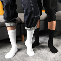 2025 nouvelles chaussettes vierges de sublimation personnalisées de haute qualité chaussettes de broderie personnalisées blanches chaussettes imprimées pour hommes
