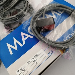 เครื่องอ่านจุดแมคอเม่ ดอท มาร์กเกอร์ รีดเดอร์ Smg-2352 เซ็นเซอร์อุตสาหกรรมระยะตรวจจับ 12 มม. - Product Image 1