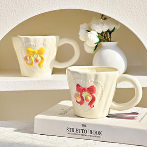 Mug à café en céramique moulé à la main, style Ins, créatif et frais - Product Image 6