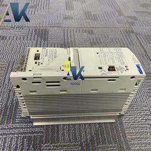 Inversores y convertidores de frecuencia de accionamiento de servomotor Lenze 8200, E82EV751K4C, de los años y - Product Image 3