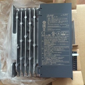 Controlador de Motor Mitsubishi Servo Driver Mr-Je-10A Ac220V 50/60Hz - Product Image 2