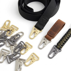 Crochets tactiques robustes de style HK, mousquetons métalliques pour sangles de sacs à dos, clips en paracorde, quincaillerie en gros - Product Image 1