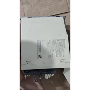 Variateur de vitesse Yaskawa SGPMS-6R0A10A 10A 230V AC pour servomoteurs - Product Image 4