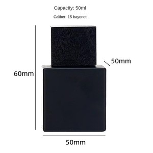 Nouveau flacon de parfum en verre plat écologique de 50 ml avec fond épais, couvercle en bois, pulvérisateur à baïonnette, joint d'étanchéité, 100 pièces - Product Image 4