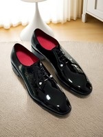 2026 Hochwertige Herren-Lackleder-Schnürschuhe aus echtem Leder mit niedrigem Schaft, lässiger Zehenpartie und Schaffellfutter – ideal für Hochzeiten